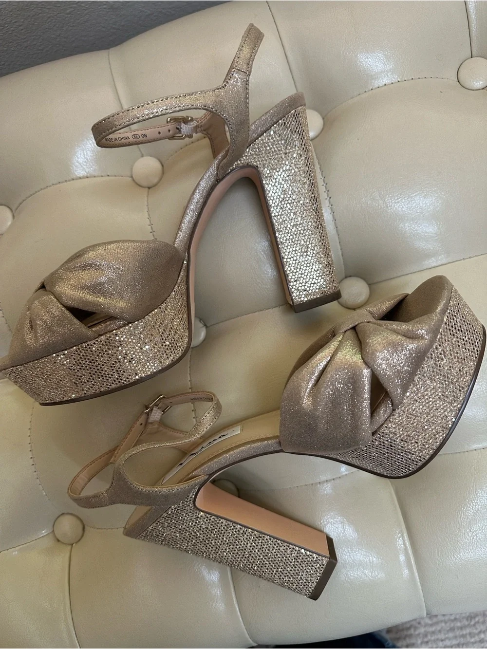 NEW Nina Gold Bling Platform Heeled Sandals, sz 8